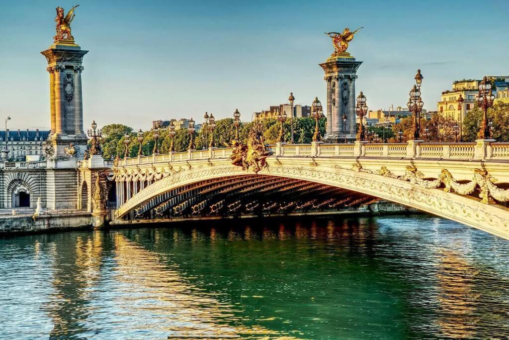 Iconic Location Only 500 Meters To The Louvre Lejlighed Paris Eksteriør billede